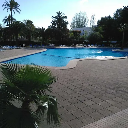 Apartment Laura Sunbeach *